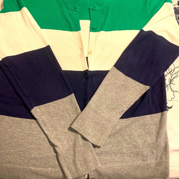 X-Large Green White Blue Grey button up lite sweater - Picture 3 of 3